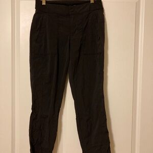 Athleta black capris